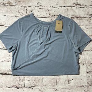NWT Nike Women’s Plus Athletic Top Shirt - Size 1X